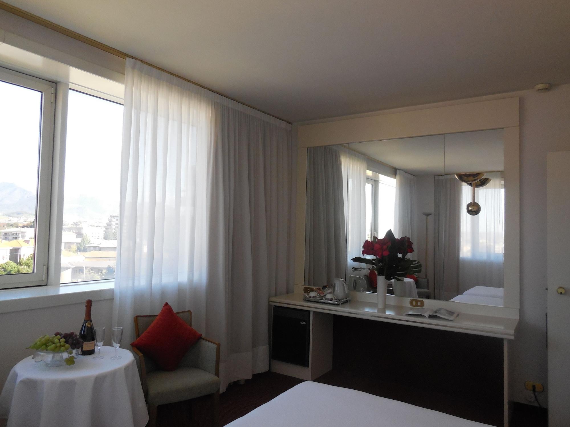 Hotell Starhotels Cristallo Palace Bergamo